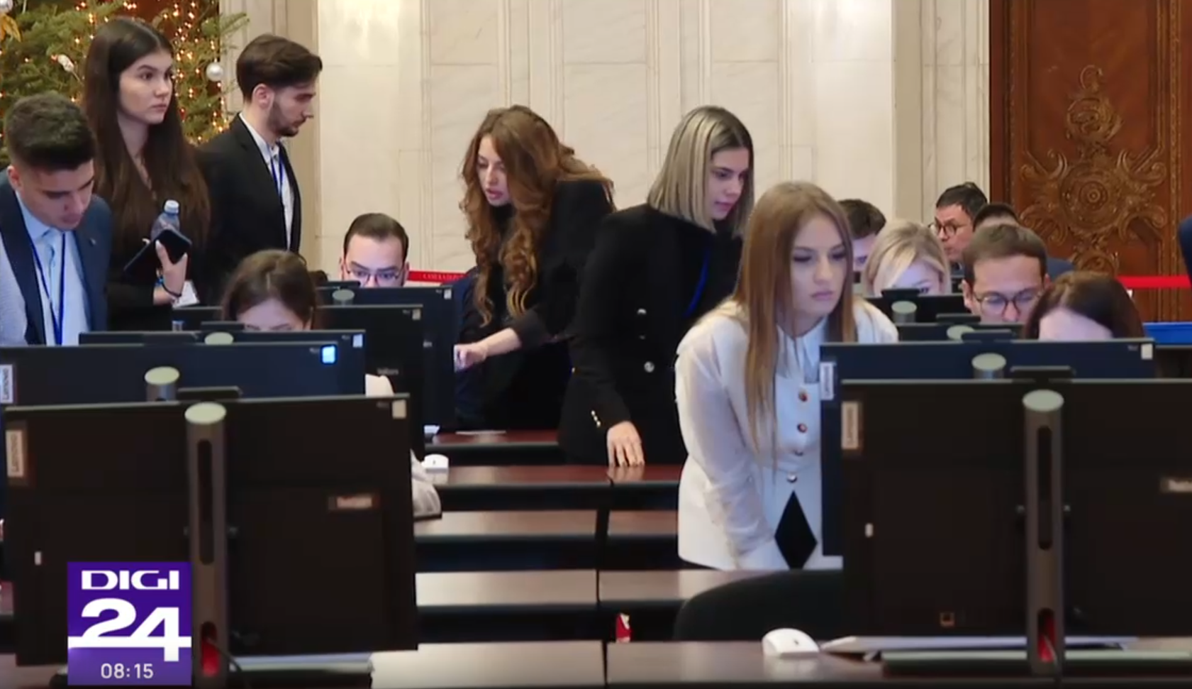 VIDEO Noii deputați s-au rătăcit pe holurile Parlamentului. Mulți dintre ei nu știu nici diferența dintre tipurile de lege
