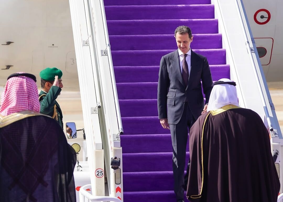 Misterul avionului aterizat la Budapesta. Ministrul de Externe ungar cere jurnaliștilor și politicienilor să nu răspândească fake news