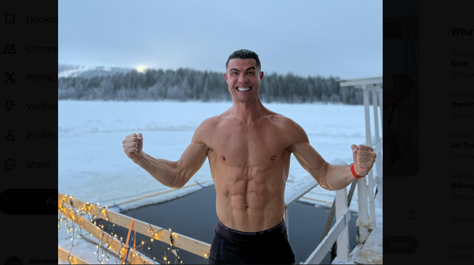 Cristiano Ronaldo, vacanță în Laponia. Starul din campionatul saudit a făcut o baie la -20 de grade Celsius