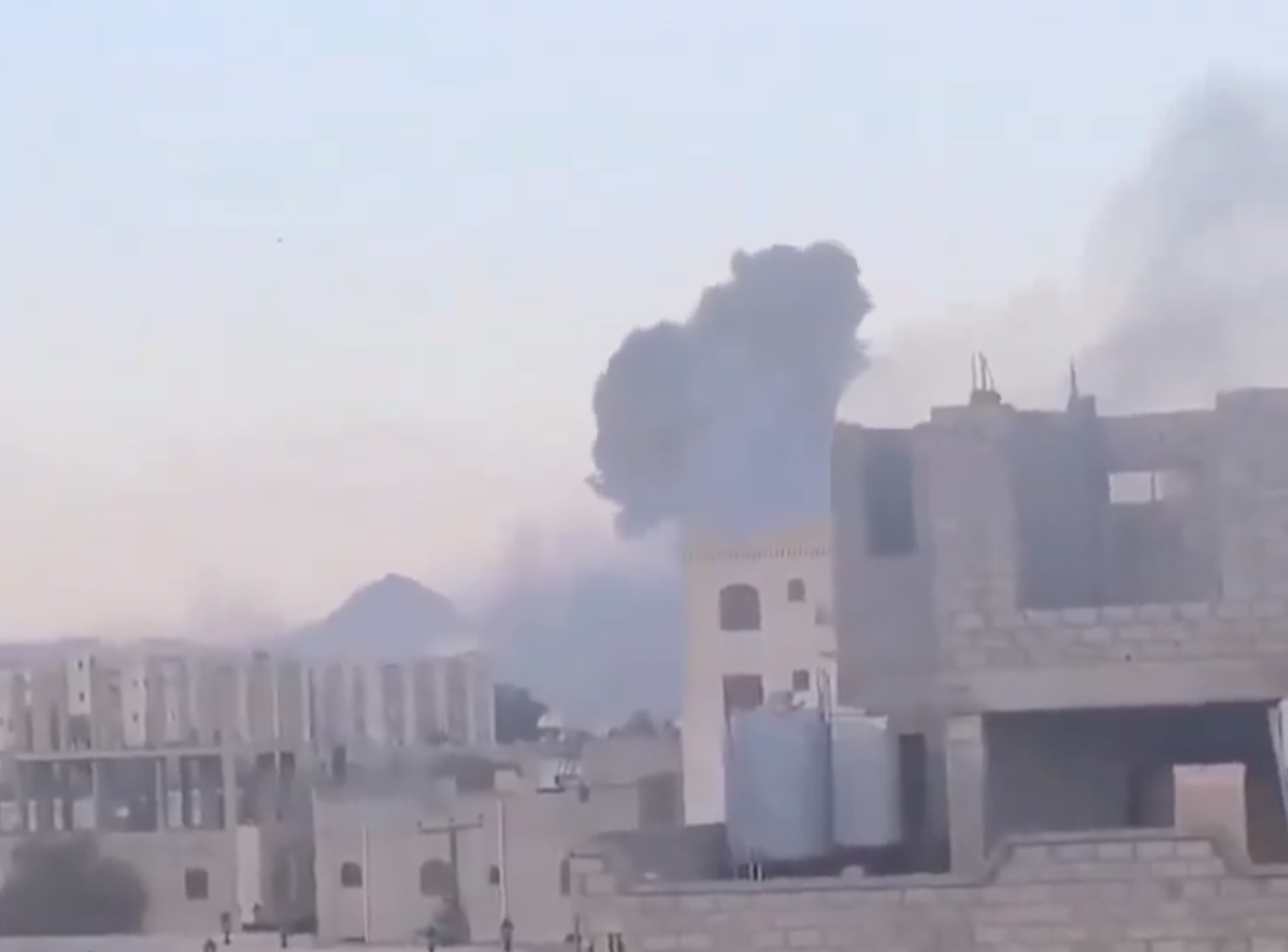 Atacul Israelului asupra Yemen: trei morți. Șeful OMS, surprins pe aeroportul din Sanaa în timpul bombardamentului