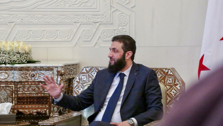 Iraqi delegation meets with leader of new Syrian administration Ahmed al Sharaa in Damascus​​​​​​​