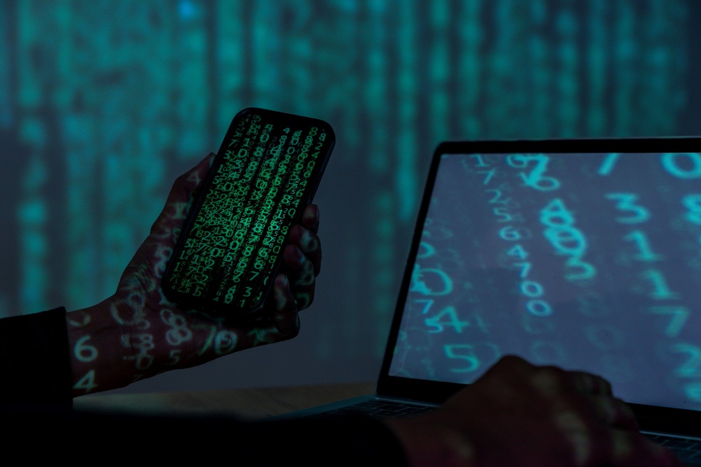 Un nou tip de fraudă pe rețelele sociale. Avertismentul DNSC