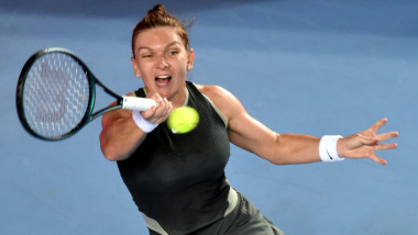 simna halep in timpul unei partide de tenis