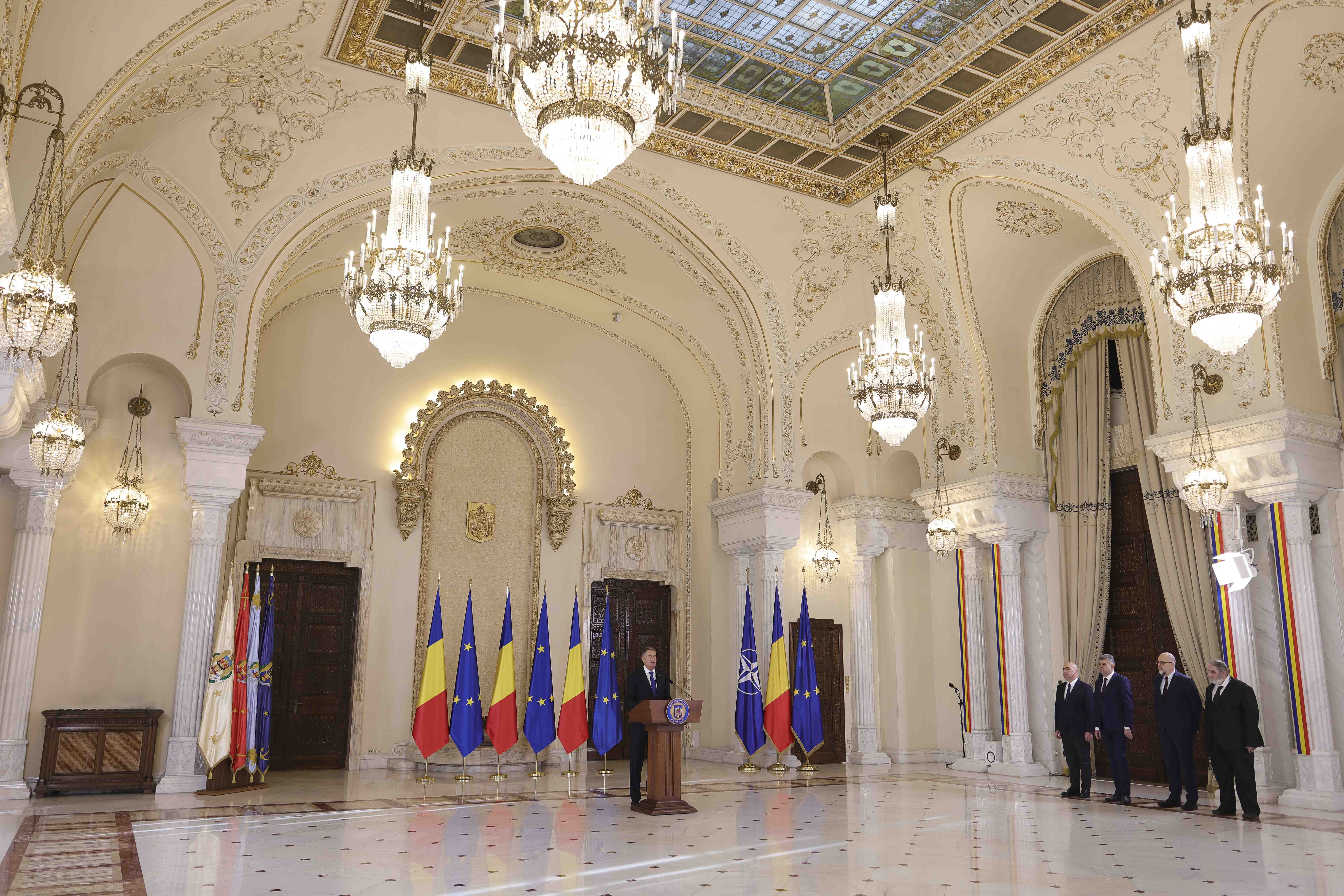 Relația dintre președinte și Parlament. Cum poate fi dizolvat Parlamentul sau suspendat președintele