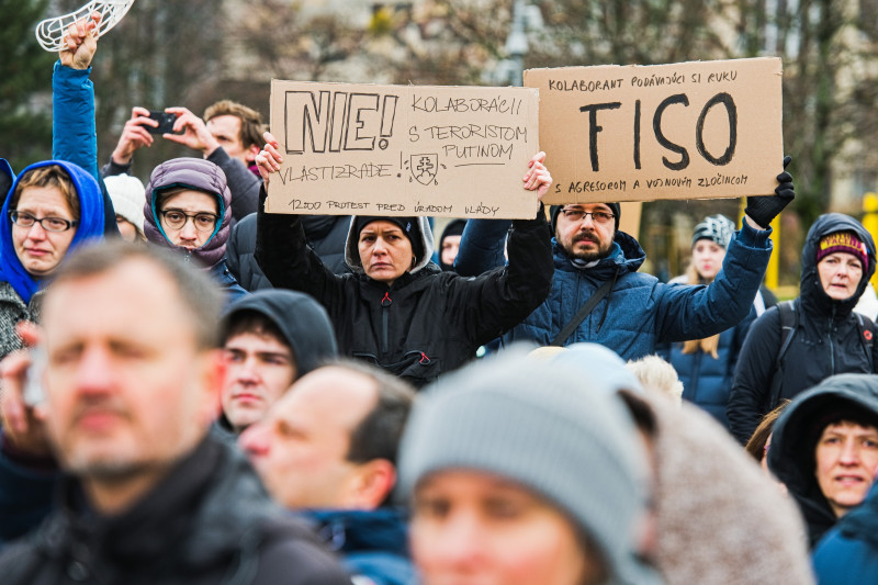 Proteste în Slovacia față de vizita premierului Fico la Moscova