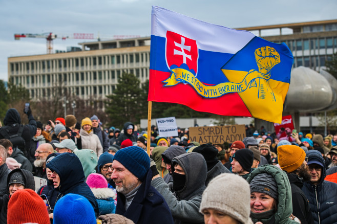 Proteste în Slovacia față de vizita premierului Fico la Moscova