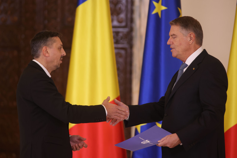 Ceremonia depunerii juramantului de investitura de catre reprezentantii guvernului coalitiei PSD-PNL-UDMR-Minoritati inquam g calin