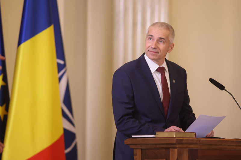 Ceremonia depunerii juramantului de investitura de catre reprezentantii guvernului coalitiei PSD-PNL-UDMR-Minoritati inquam george calin 2