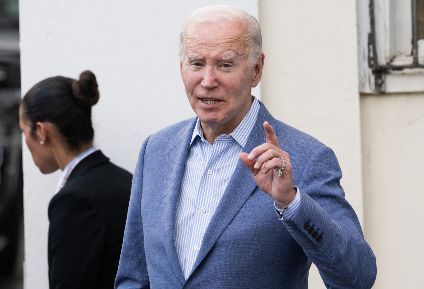 Biden spune că Trump ar putea învăța „decența” de la Jimmy Carter, în omagiul adus fostului președinte american