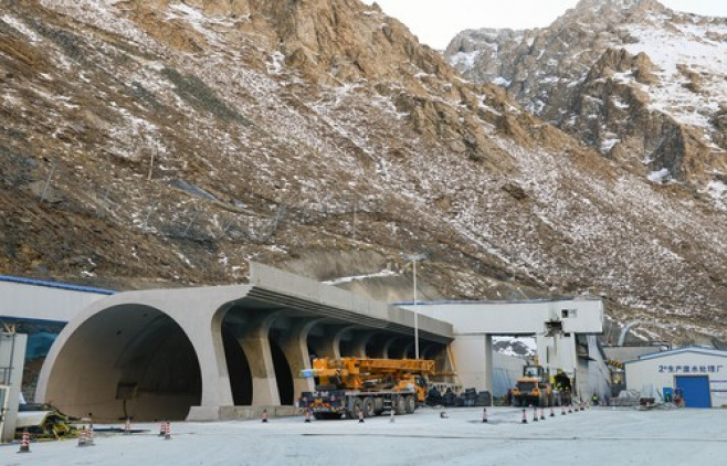 CHINA XINJIANG TIANSHAN SHENGLI TUNNEL CONSTRUCTION (CN)