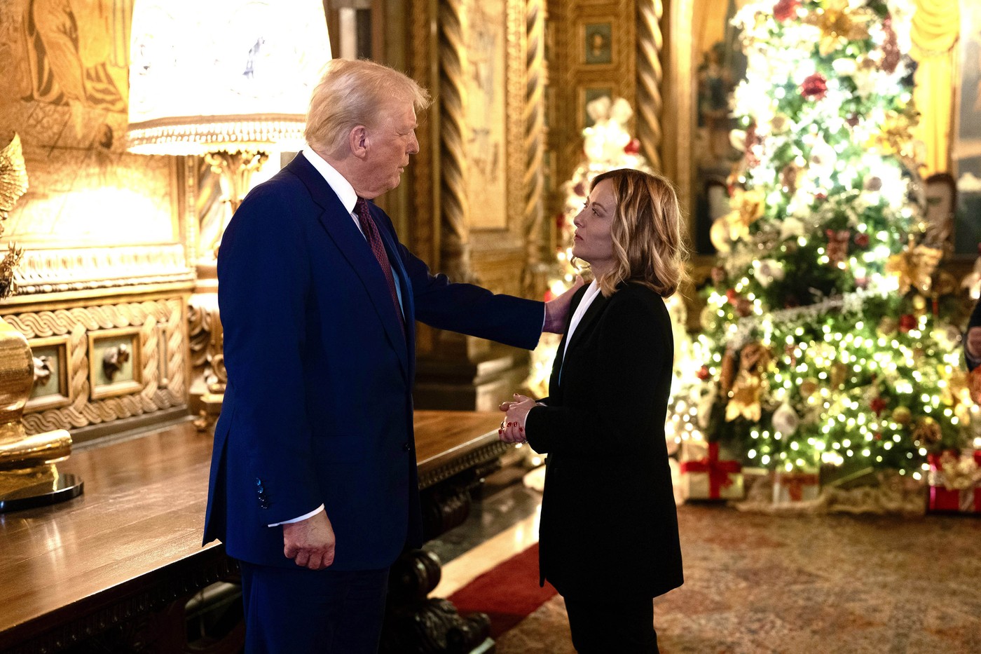 Giorgia Meloni spune că nu regretă că a încercat să aibă o relație strânsă cu Donald Trump: „Cred în unitatea Occidentului”