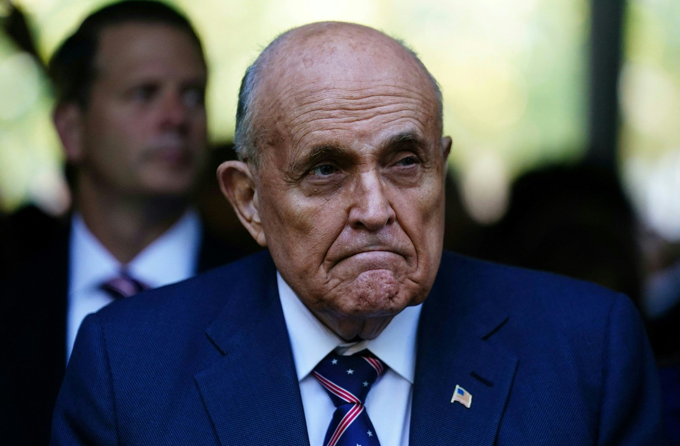 Fostul avocat al lui Donald Trump, Rudy Giuliani, a fost găsit vinovat de obstrucționarea justiției