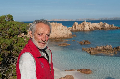 A murit „Robinson Crusoe”, gardianul pustnic din Budelli, care a îngrijit timp de 3 decenii insula paradisiacă din Sardinia