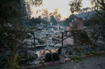 Wildfires tear through Los Angeles