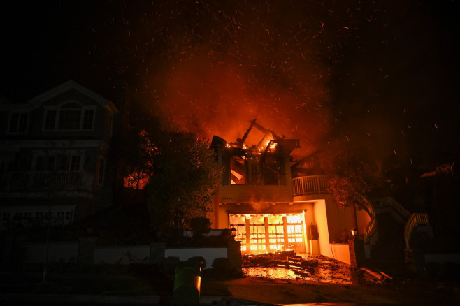 Wildfires tear through Los Angeles