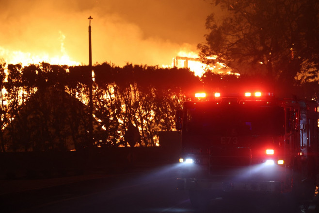 Incendiul uriaș din Los Angeles