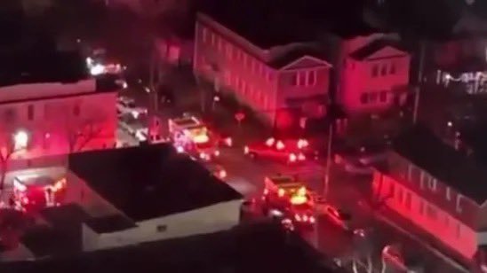 Încă un atac armat în SUA: Cel puțin 11 oameni au fost împușcați în faţa unui club din Queens, New York