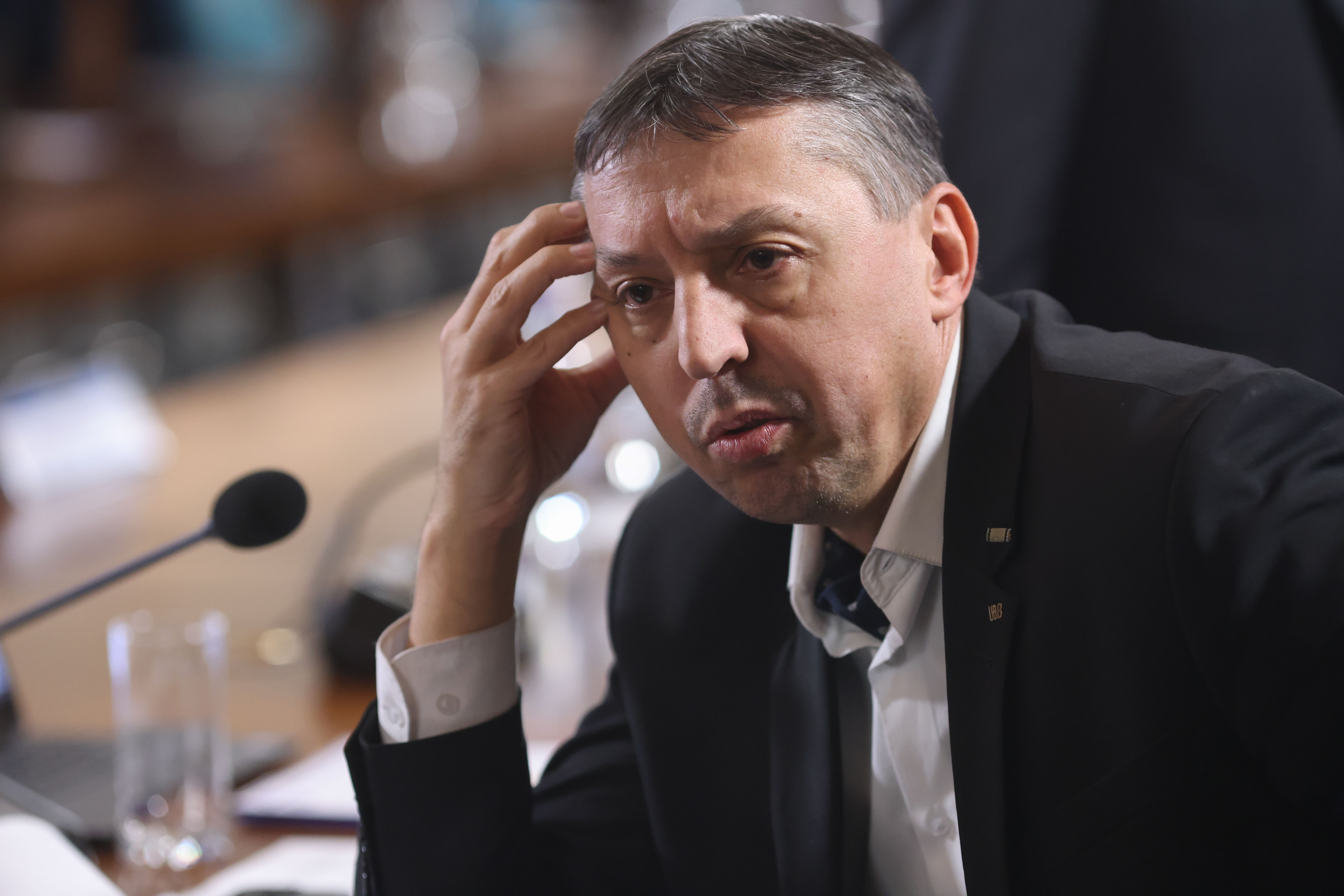 Raport al ministrului Educaţiei: Învăţământul preuniversitar e ineficient. Risc de securitate naţională