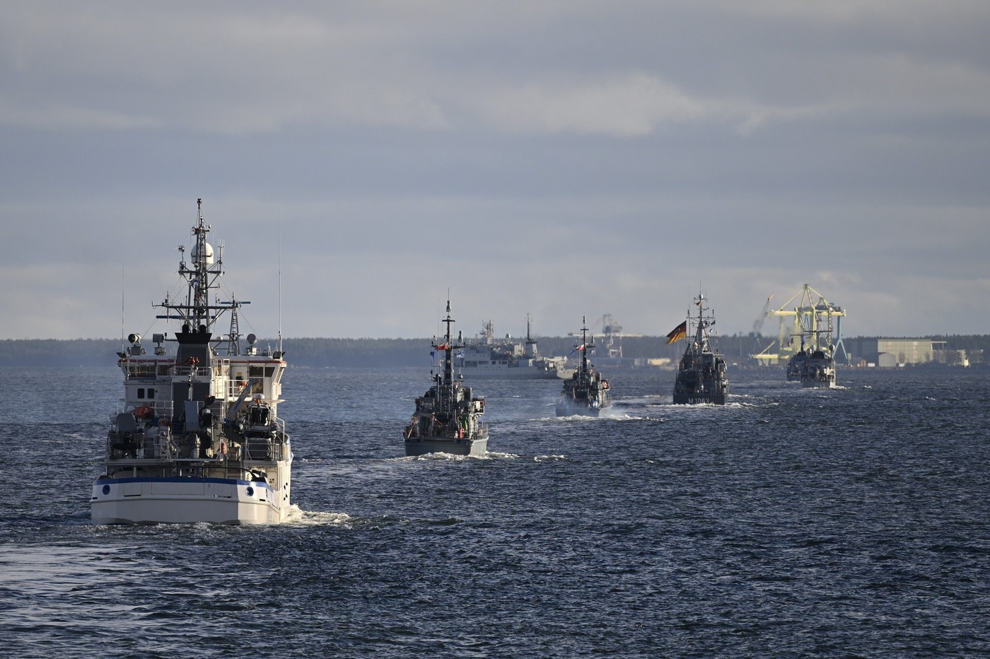 NATO lansează o operațiune navală în Marea Baltică după sabotarea infrastructurii submarine. Sprijin aerian masiv, cu drone și avioane