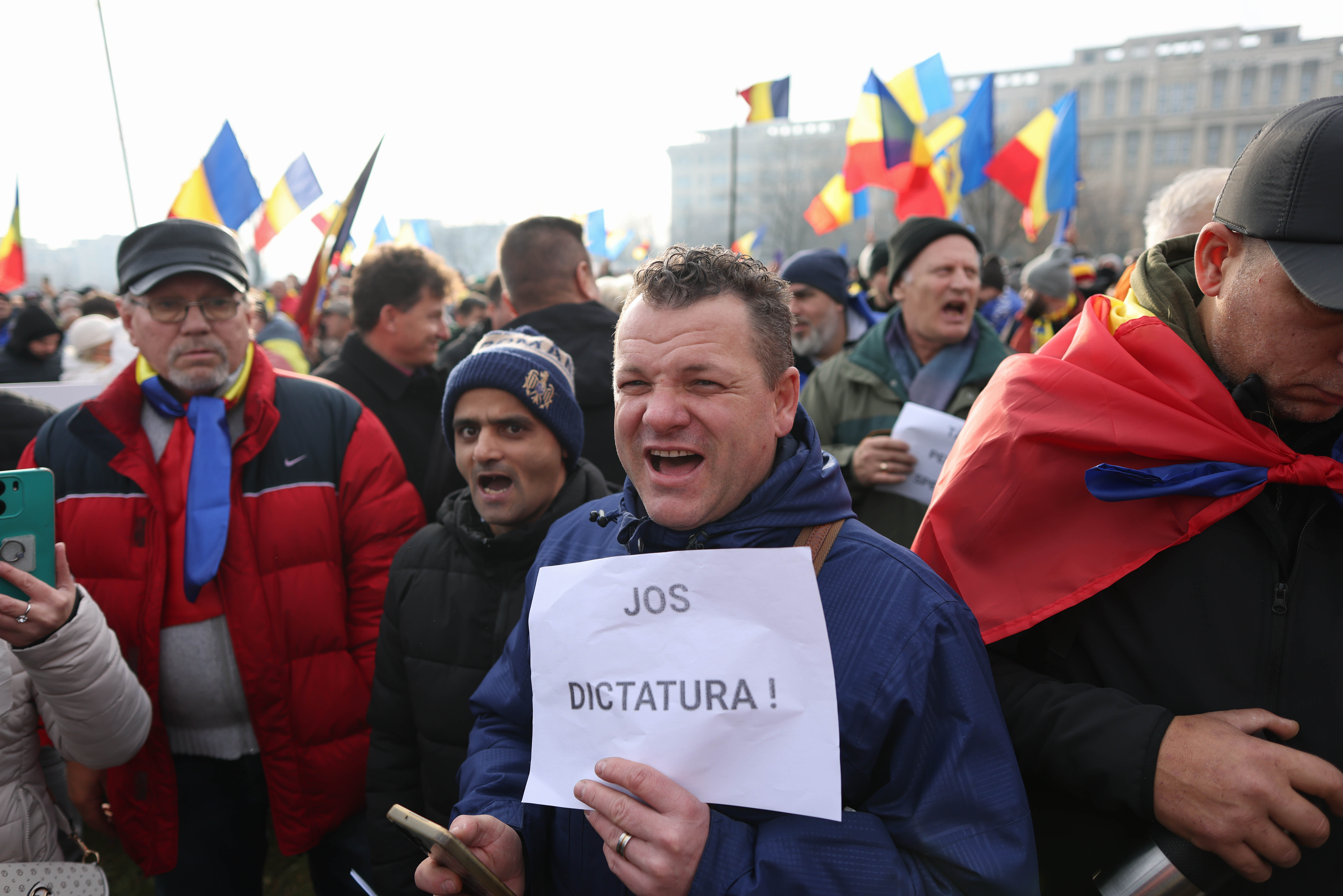 CNA cere protejarea jurnaliștilor, după incidentele de la mitingul pro-Georgescu. „Acest tip de comportament va continua”