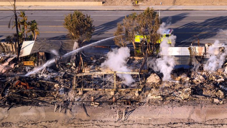 case distruse in incendiu in los angeles