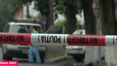 bandă de poliție cu avertisment nu treceți