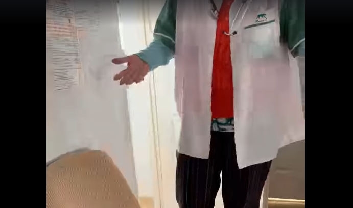 Medic de familie, filmat în timp ce refuză un pacient: „Iar venişi? Hai, la revedere”. Explicaţiile doctoriţei