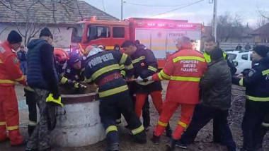 echipe isu la locul unei interventii