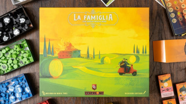 La-Famigilia-1_1000x642_acf_crop