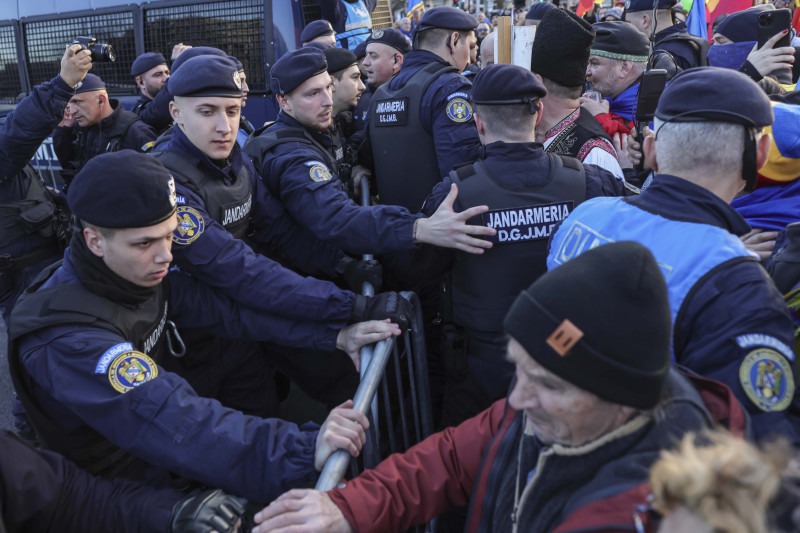 BUCURESTI - PIATA VICTORIEI - PROTEST - 24 IAN 2025