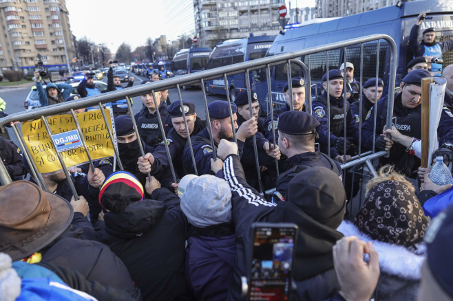 BUCURESTI - PIATA VICTORIEI - PROTEST - 24 IAN 2025
