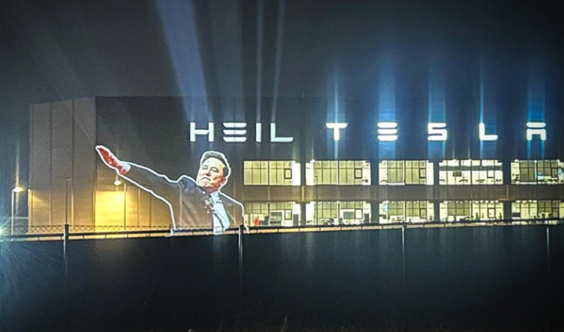 Activişti germani, atac la Elon Musk: „Cumpăraţi o Tesla, susţineţi fascismul!”