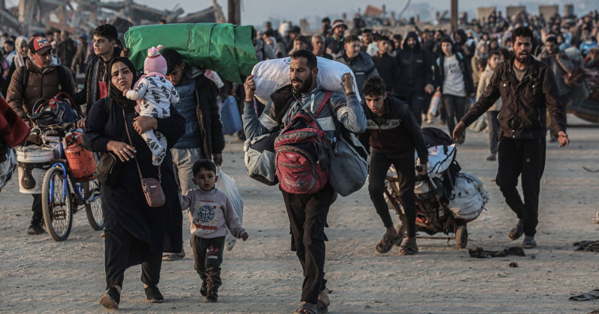 Întoarcerea în nordul Fâșiei Gaza: O masă de palestinieni revine acasă