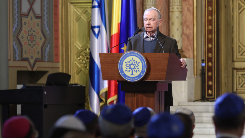 israel tanner la Ceremonia dedicată Zilei Internaţionale de Comemorare a Victimelor Holocaustului, la Templul Coral din București