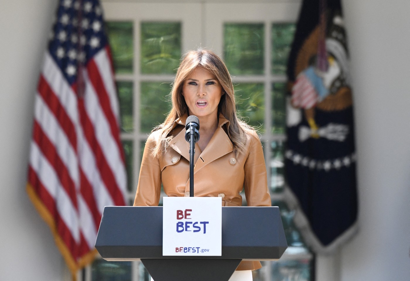 Melania Trump anunță că opt copii ucraineni separați de familii și duși în Rusia s-au reunit cu părinții lor