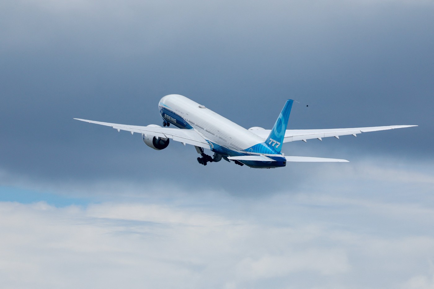 Boeing a reluat testele pentru avionul său cu fuzelaj larg 777X, după o defecțiune care a suspendat flota în vară