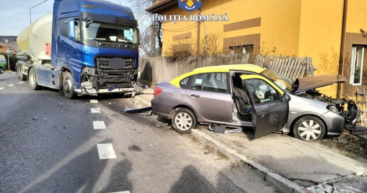 Accident fatal pe Valea Oltului: Un bătrân de 86 de ani a murit după coliziunea cu o cisternă