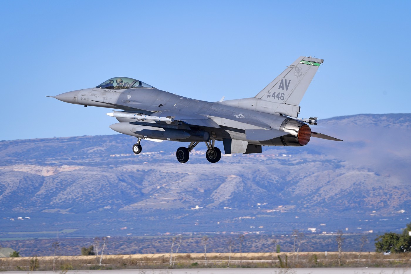 Ministerul Apărării din Danemarca demontează falsul rusesc privind moartea unui instructor, pilot pe F-16, pe frontul din Ucraina