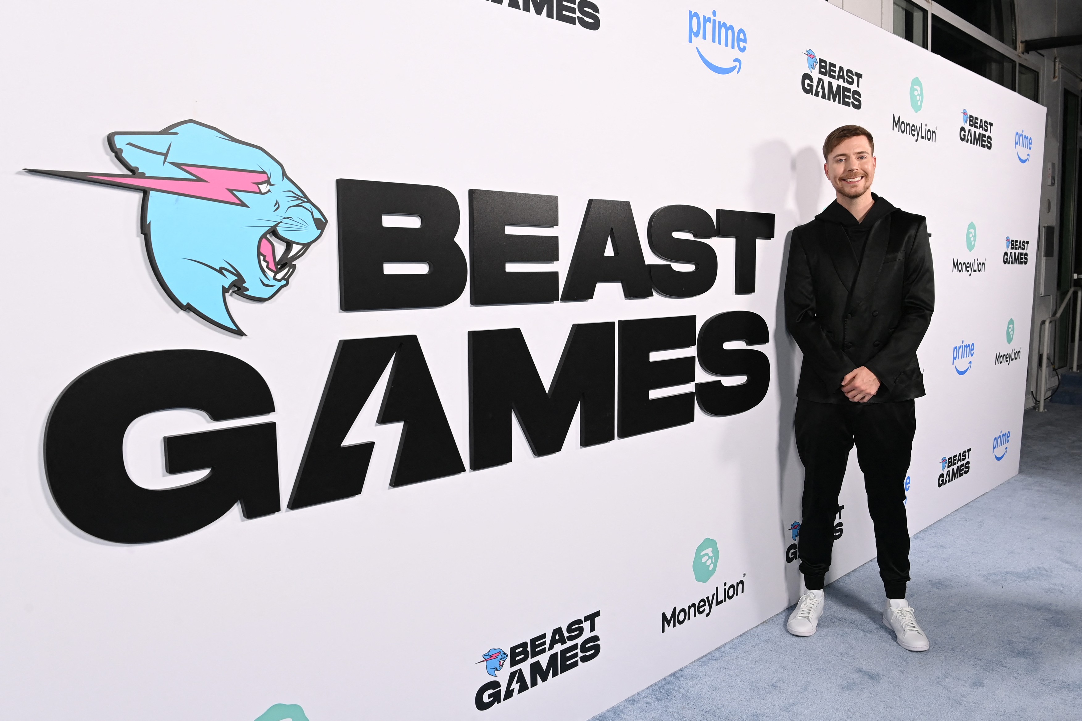MrBeast se alătură ofertei de cumpărare a TikTok în SUA. Ce alte nume cunoscute sunt interesate de achiziționarea aplicației