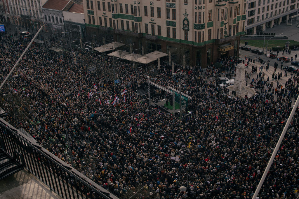 Serbia, în pragul grevei generale. „Corupția ucide! E un punct de cotitură, începutul sfârșitului”