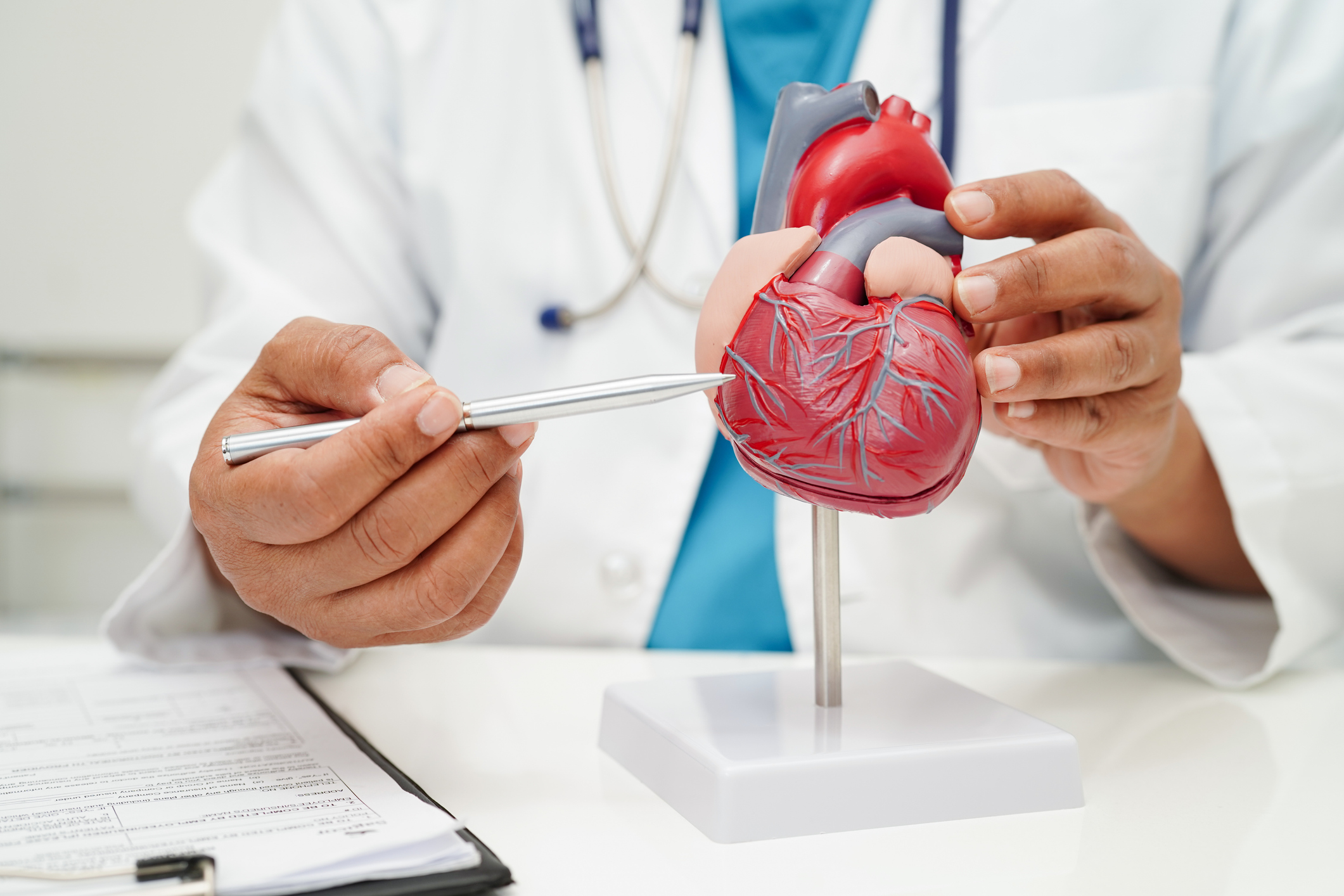 Medicamente, dietă și inteligență artificială: noile descoperiri revoluționare pentru combaterea afecțiunilor cardiace