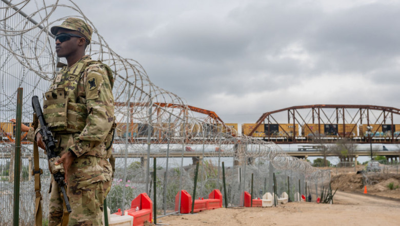 TX Appeals Court Puts Stay On SB4 Border Law After Supreme Court Allows It