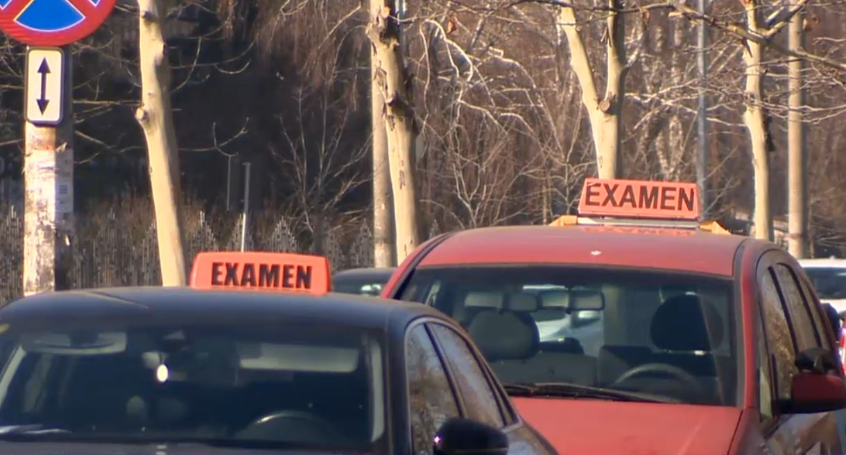 Record național la repetarea examenului pentru permis: Un candidat a dat probele de peste 60 de ori până a reușit să treacă