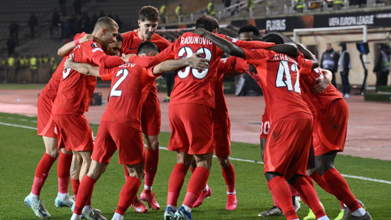 jucatorii de la fcsb se bucura dupa meci