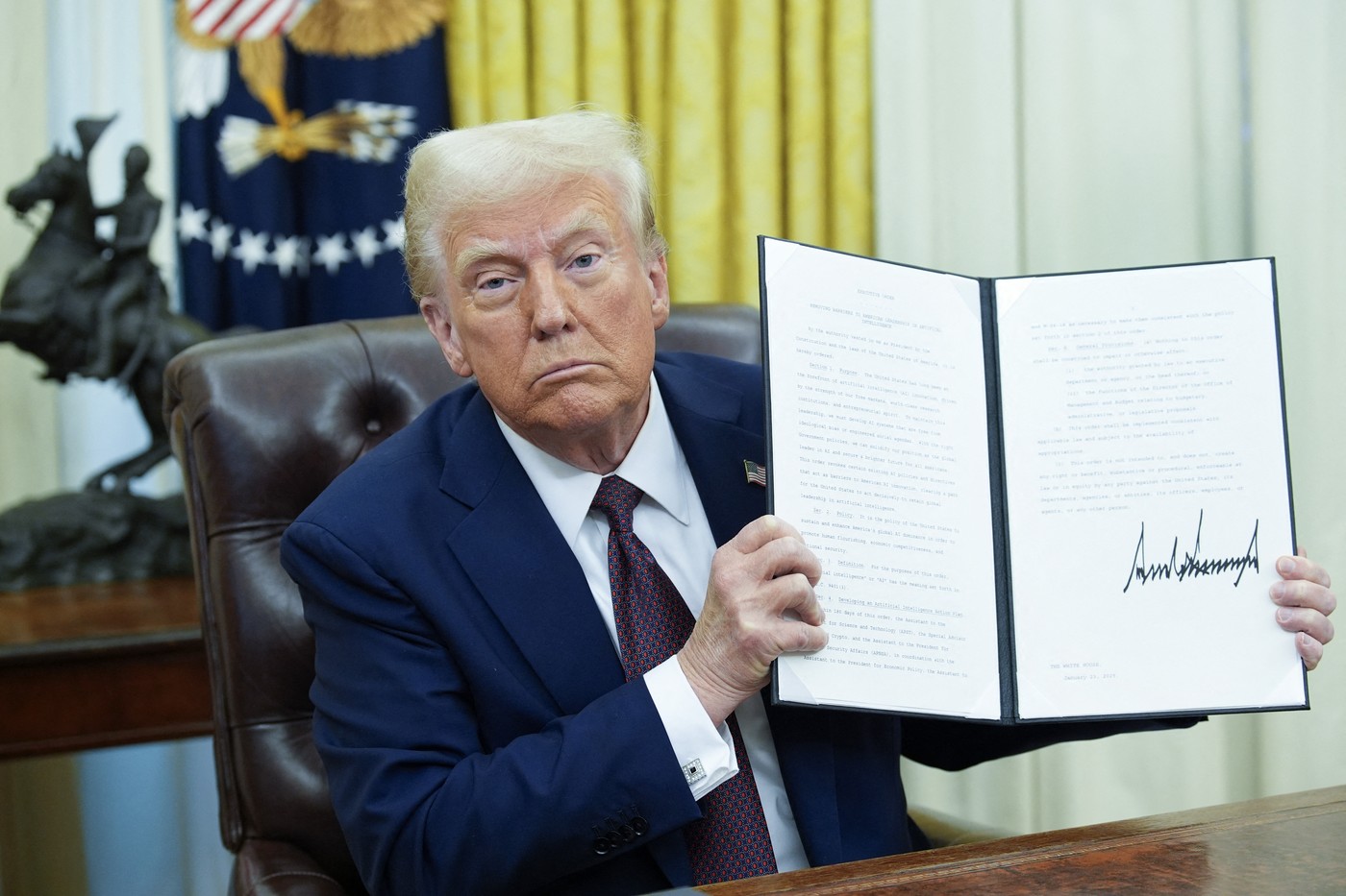 Donald Trump a semnat decretul pentru declasificarea dosarului privind asasinarea lui John F. Kennedy