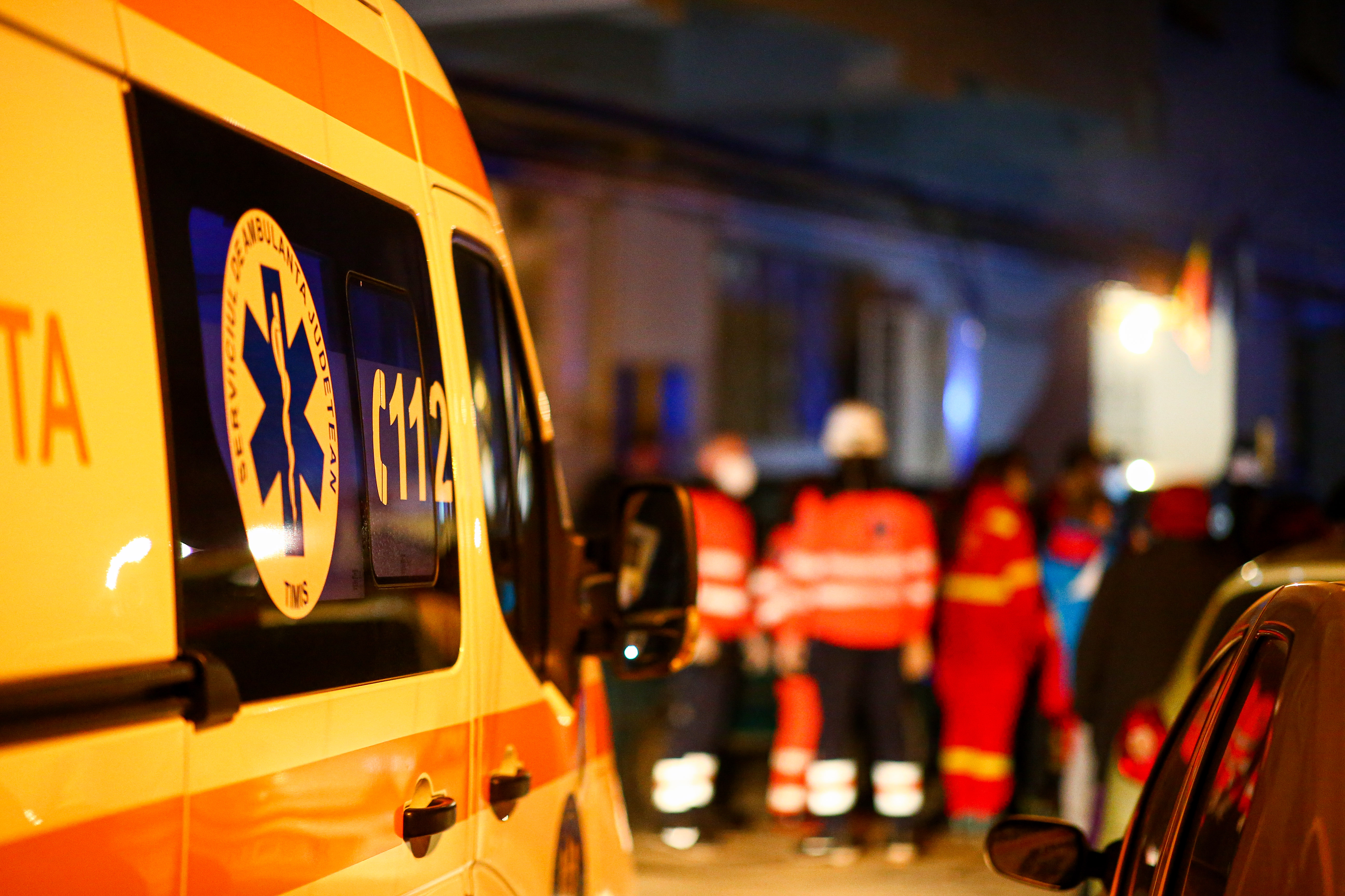 Un tânăr din Galați a anunțat, într-un apel fals la 112, un accident cu mai multe victime. Ce amendă a primit