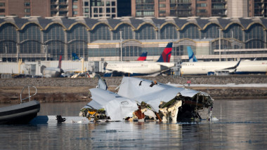 American Airlines Plane And Black Hawk Helicopter Crash Near Reagan National Airport