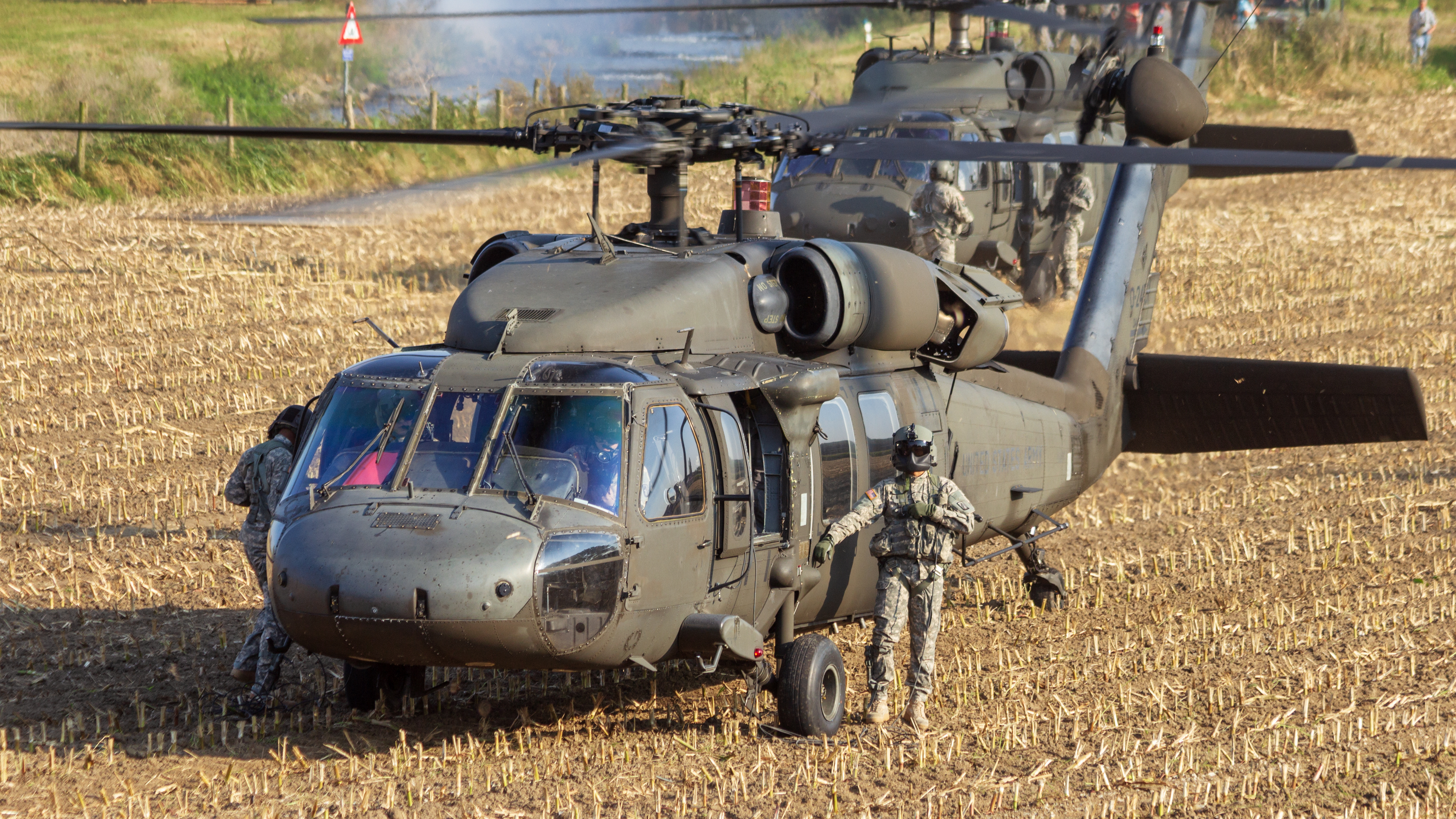 Ce este elicopterul Black Hawk. Detalii despre „calul de tracțiune” al armatei americane, implicat în tragicul accident aviatic din SUA