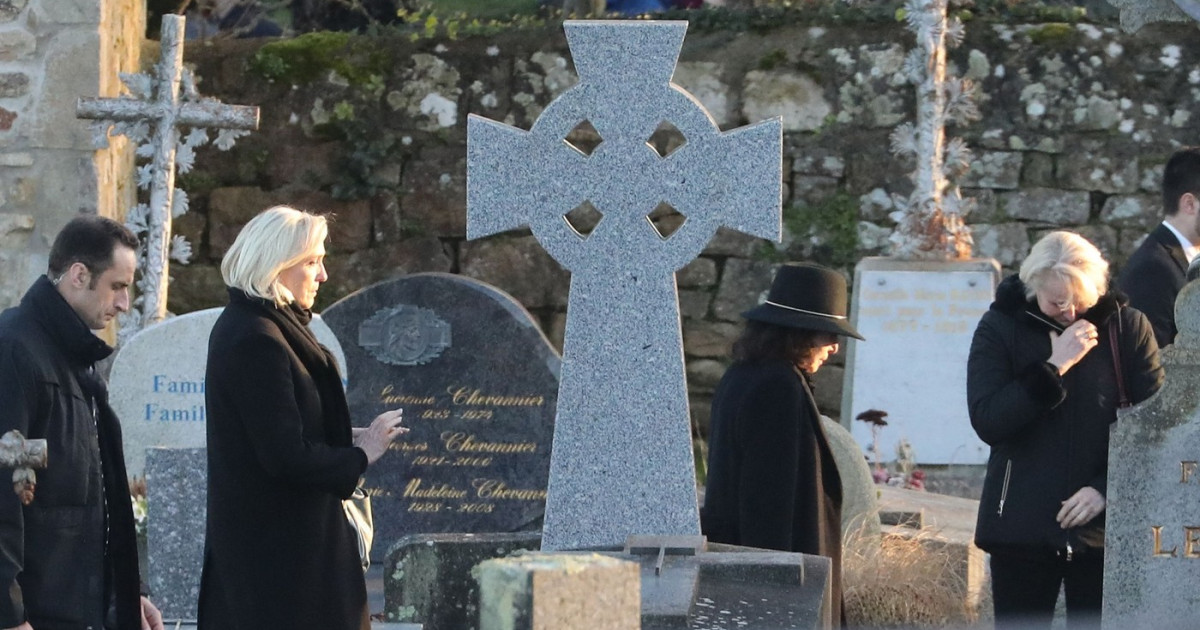Vandalizarea mormântului lui Jean-Marie Le Pen: o reacție controversată