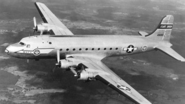 avion Douglas C-54 Skymaster